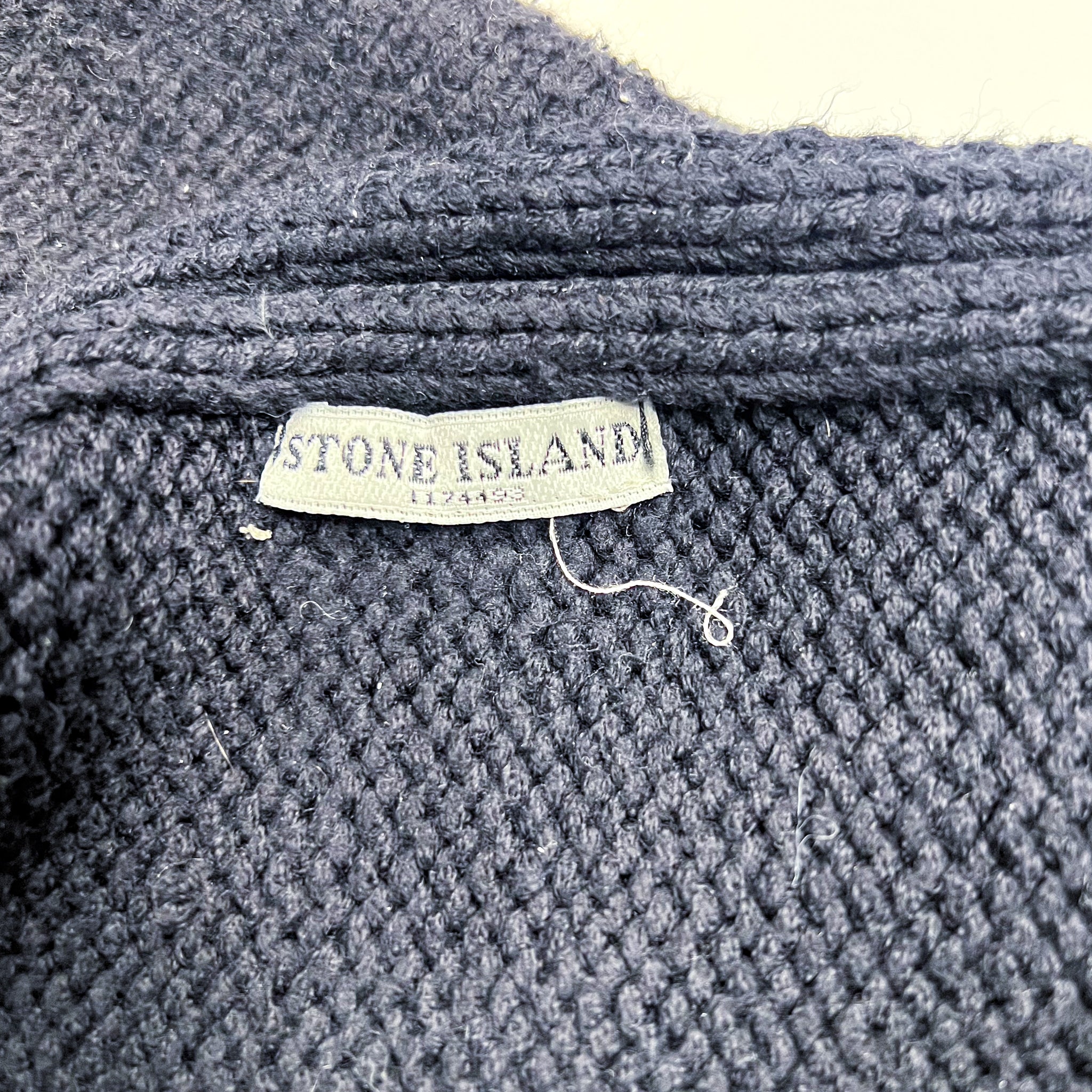 Stone Island Ribbed Knit Scarf – Black (Vintage)