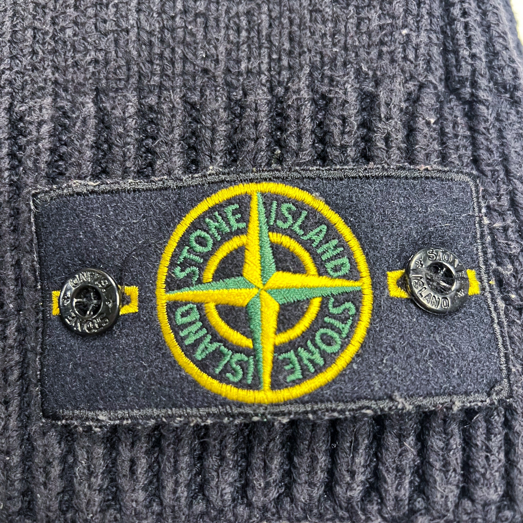 Stone Island Ribbed Knit Scarf – Black (Vintage)
