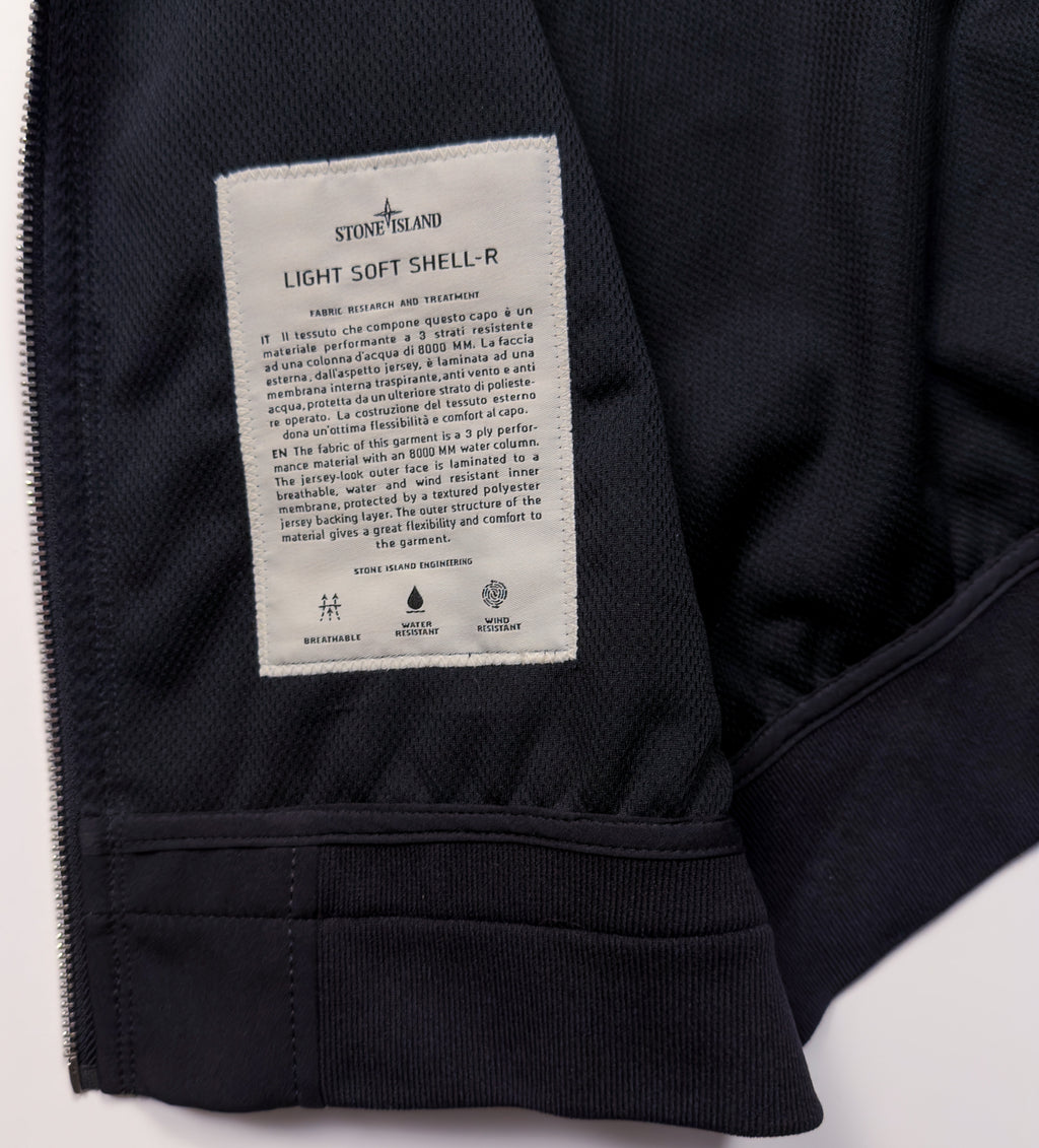 Stone Island Light Soft-Shell R Medium